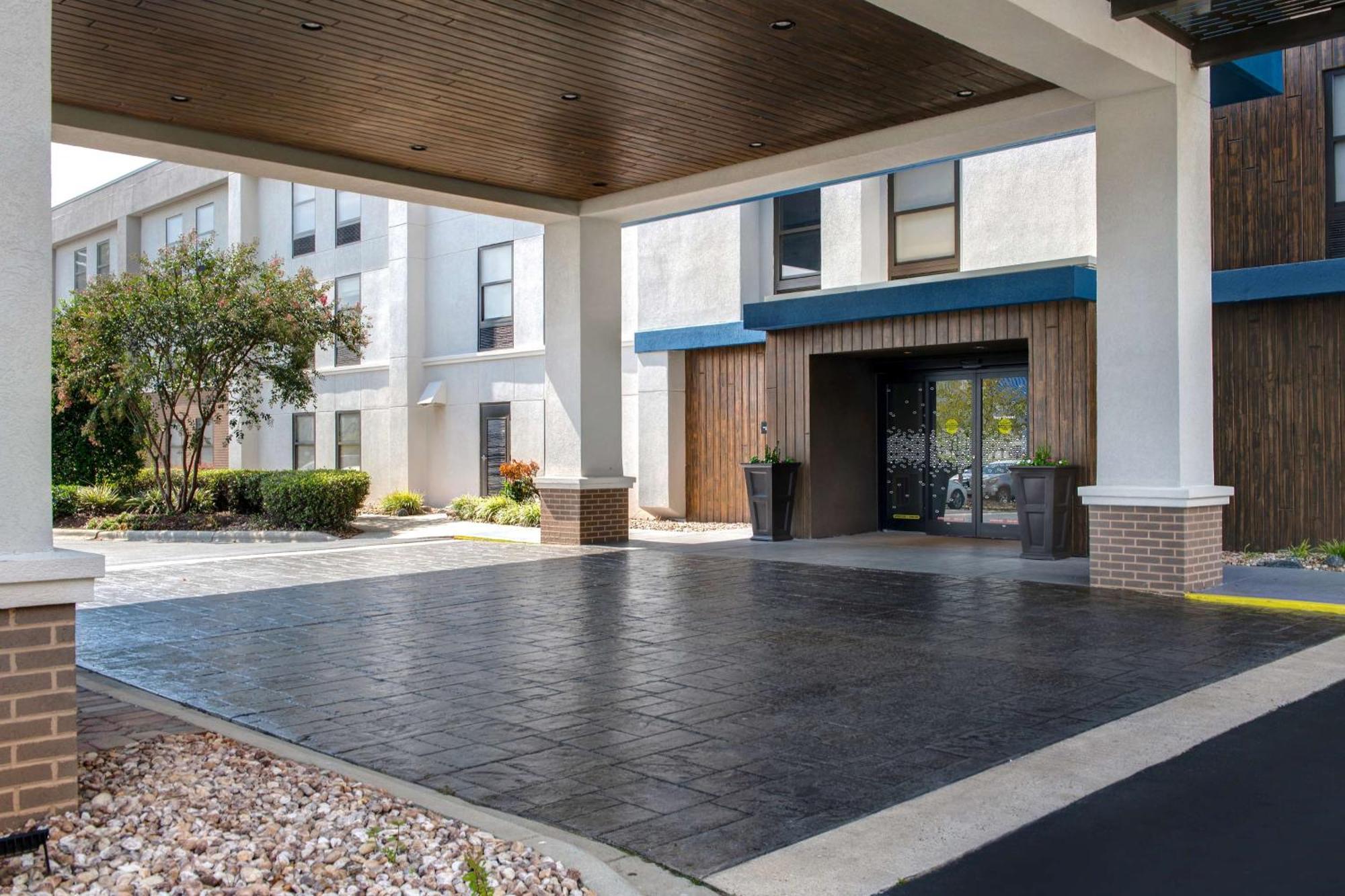 Hampton Inn Charlotte Монро Екстер'єр фото