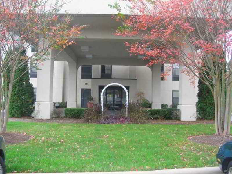 Hampton Inn Charlotte Монро Екстер'єр фото